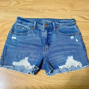 Wild Fable High Rise Denim Shorts Size 6